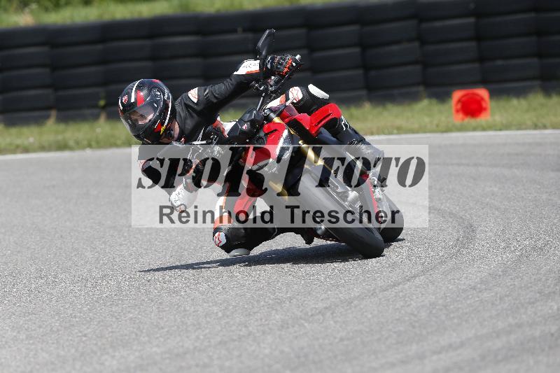 /27 12.06.2025 Ducati Schweiz Trackday Warmup  ADR/gelb-jeaune/ohne
